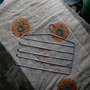 minimalist multi hanger